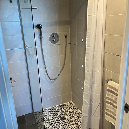 Daire Petit Vue Menton