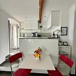Petit Vue Апартаменты *