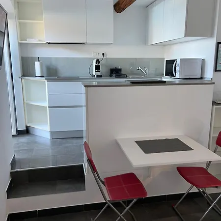 Petit Vue מנטון