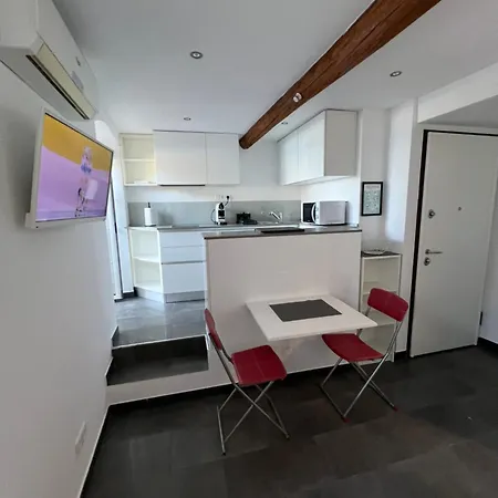 Petit Vue מנטון